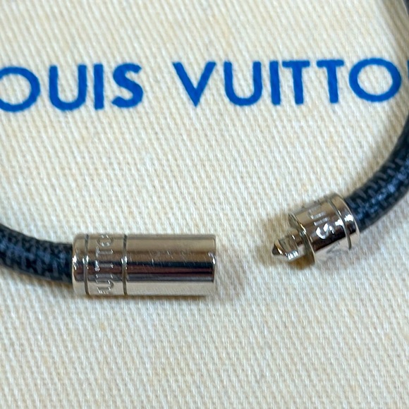 Louis Vuitton Keep It Bracelet Damier Ebene made in Spain 2021 & LV Dustbag - Picture 7 of 17
